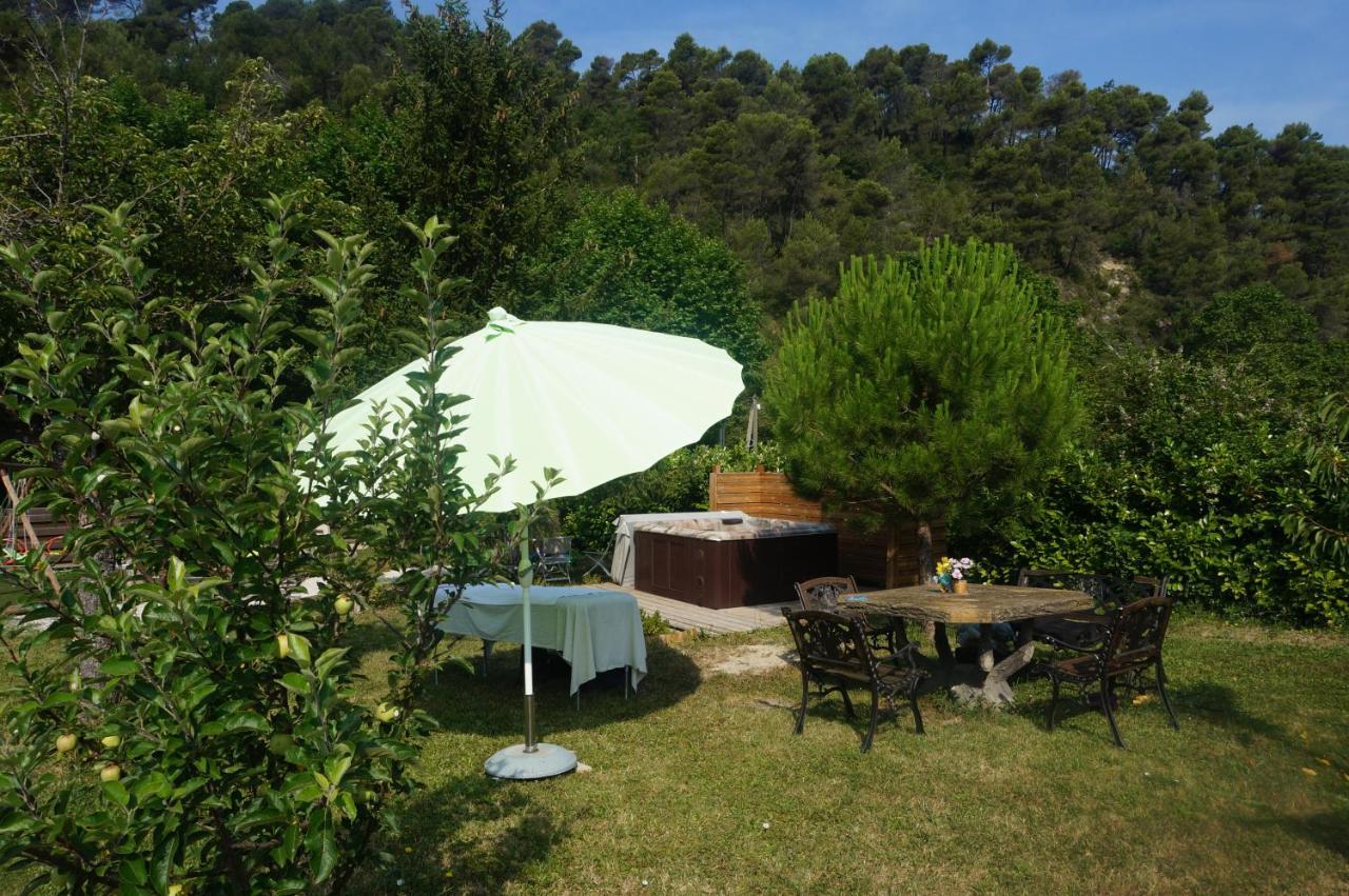 Lou Mas Dau Paigran Bed and Breakfast Saint-Blaise  Exteriör bild
