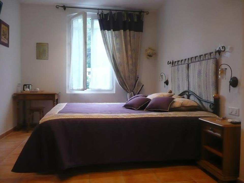 Lou Mas Dau Paigran Bed and Breakfast Saint-Blaise  Exteriör bild